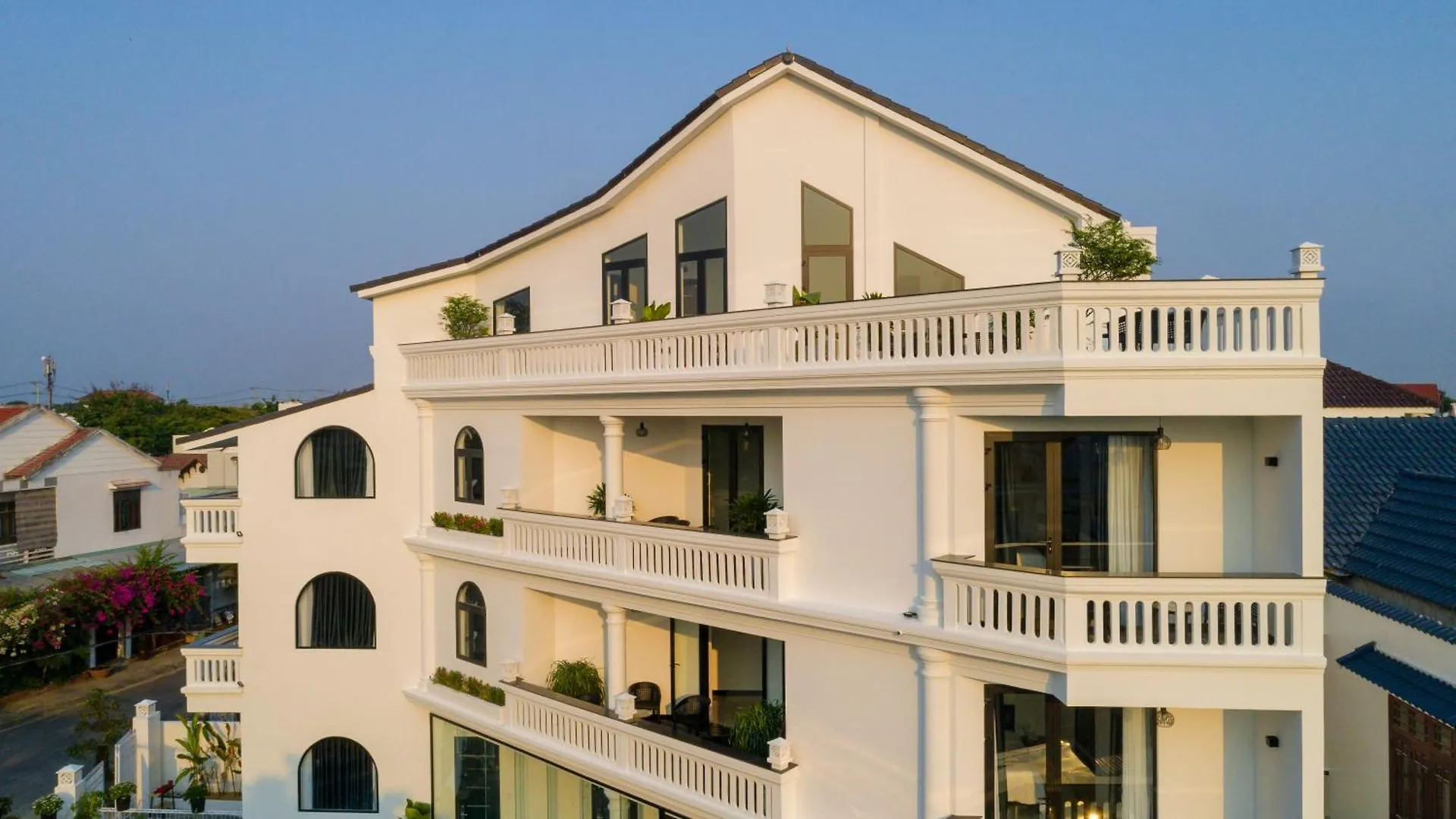 Hoianation Villas Hotel Hoi An 4*,
